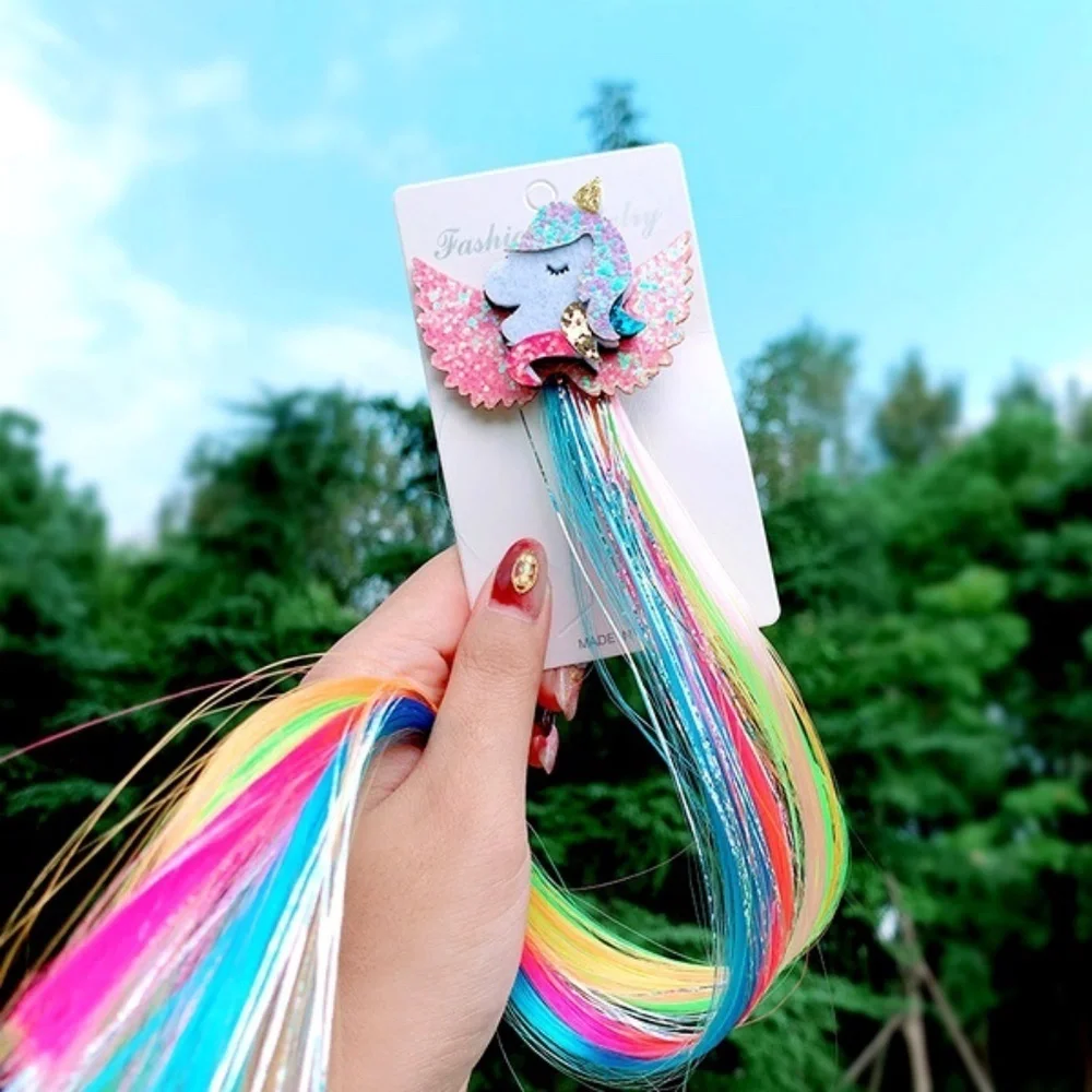 4- BEAUTIFUL UNICORNS /BOWS HAIR CLIPS